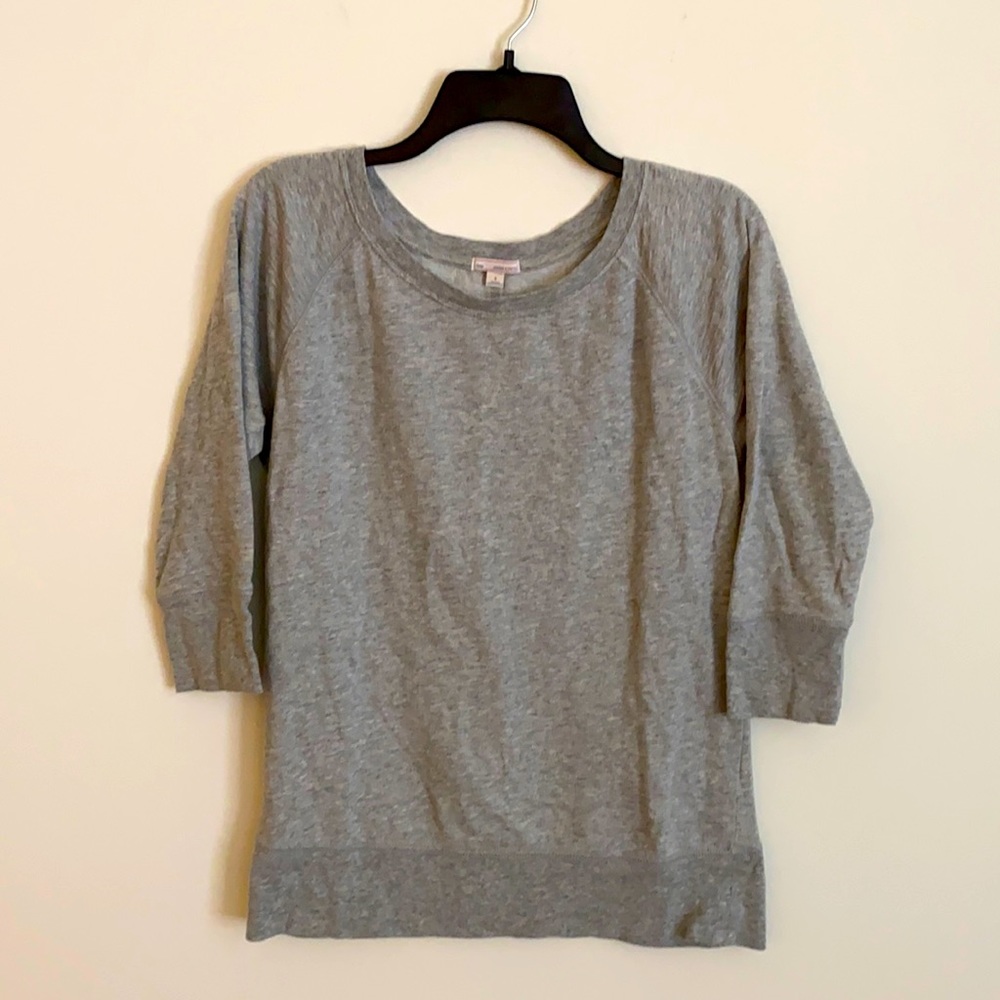Gap sweater